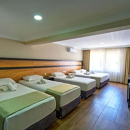 Hotel Marka 3*